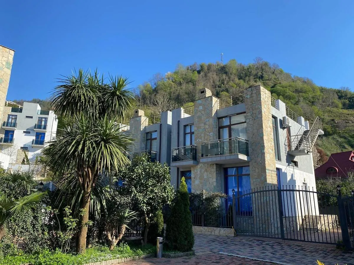 European Village Old Villa 6 Гонио
